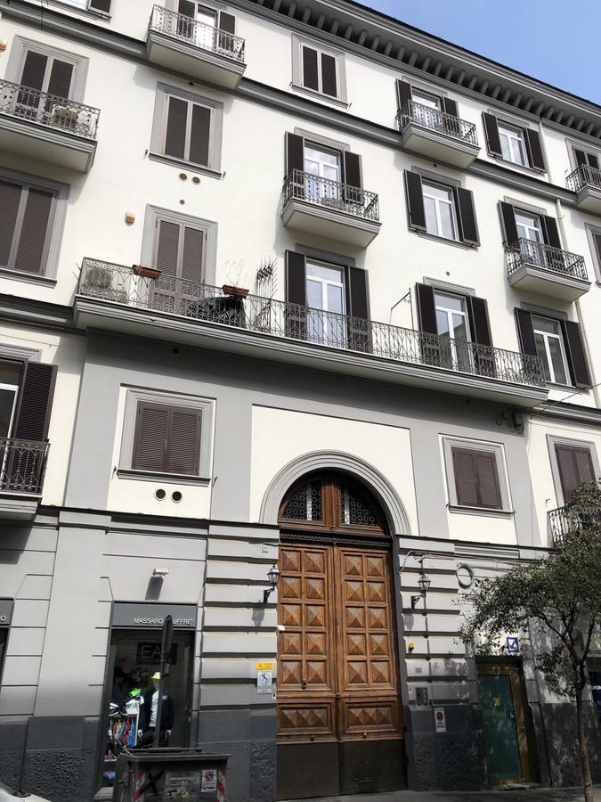Le Corti Di Napoli Apartments מראה חיצוני תמונה