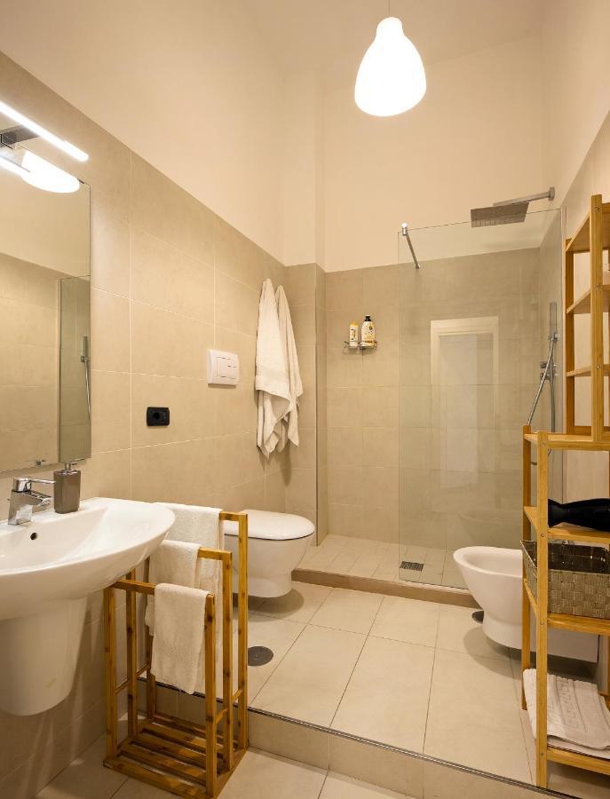 Le Corti Di Napoli Apartments מראה חיצוני תמונה