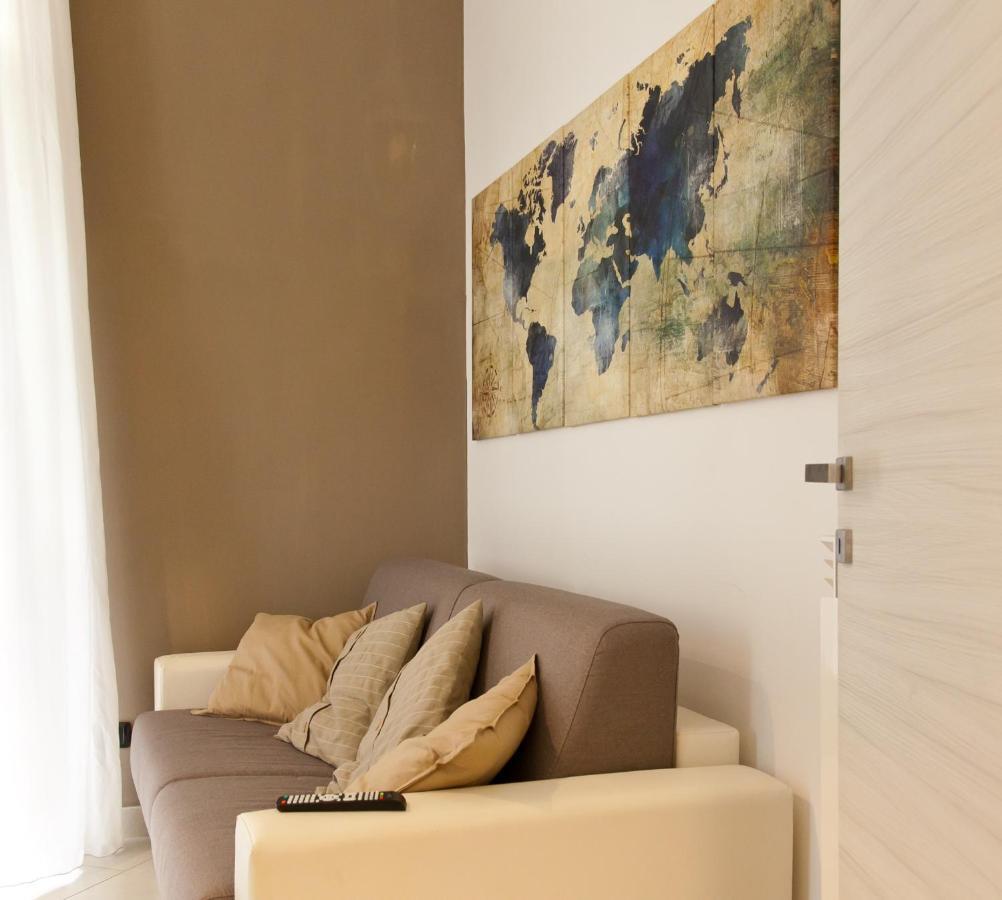 Le Corti Di Napoli Apartments מראה חיצוני תמונה