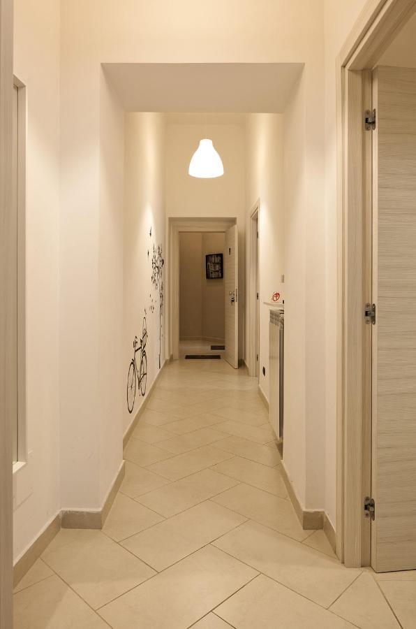 Le Corti Di Napoli Apartments מראה חיצוני תמונה