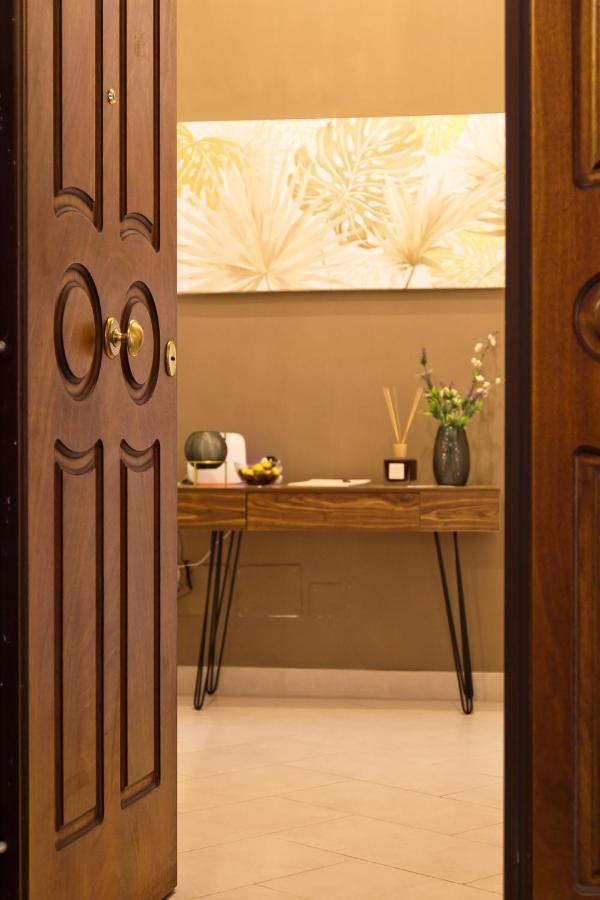 Le Corti Di Napoli Apartments מראה חיצוני תמונה